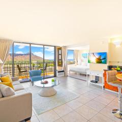 Diamond Head Views Retreat with Free Parking & Near Waikiki Beach!