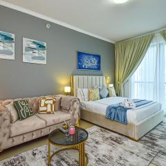 Luxury Escapes - New Lake View Studio in JLT - near Metro