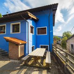 Casa Azul De Perlleces