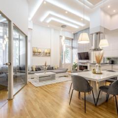 Luxurious & Spacious Downtown Residence in Liszt Ferenc Square