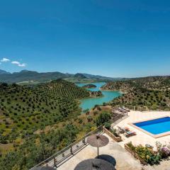 El Huertecillo by Vintage Travel