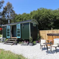 Two Moors Shepherds Hut