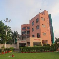 Hotel Shrinath Palace
