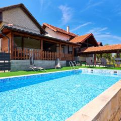 Beautiful Home In Beslinec With Outdoor Swimming Pool