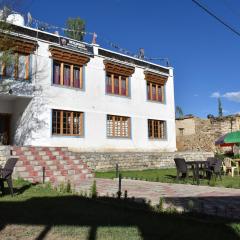Kushu Guest House