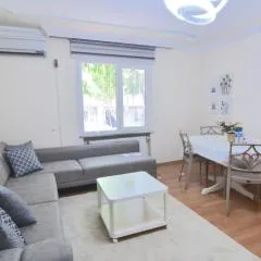 Cozy 3br Retreat Modern Comfort