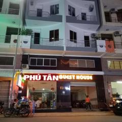 Guest House Phú Tân