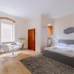 Suite Ginevra, super centrale con colazione inclusa