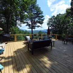 Big Pine - Long range mountain views, large decks, hot tub, fire pit and dog friendly!