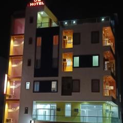Om hotel