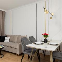 Stylish Apartment with Parking by Renters Prestige