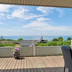 Holiday Home Eliene - 400m from the sea in Bornholm by Interhome