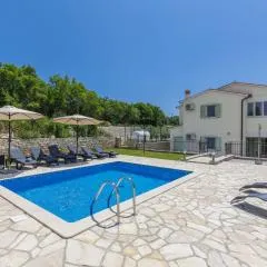 Holiday Home Villa Dina by Interhome