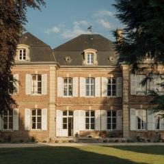 Petit Chateau Vercourt