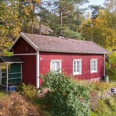 Little Guesthouse Cabin, Once Home to Lotta Svärd