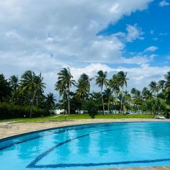 Beachfront Studio-Waves & Wanderlust Haven