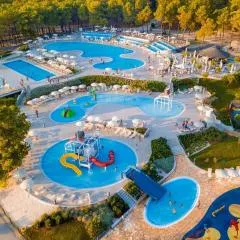 Caravan Park in Nin with Sandy Beach & Pools