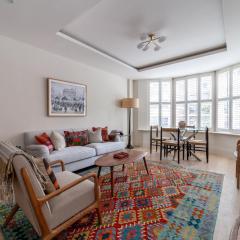 Primary Located Splendid 2BR flat near Hyde Park