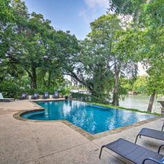 Guadalupe River Paradise with Hot Tub, Dock and Kayaks