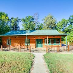 Coffeeville Cabin with Deck about 7 Mi to Grenada Lk