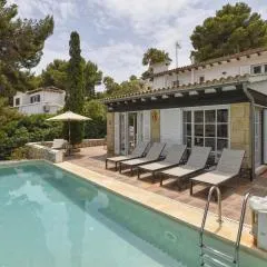 Villa in Cala Ratjada with Sea Views and Pool