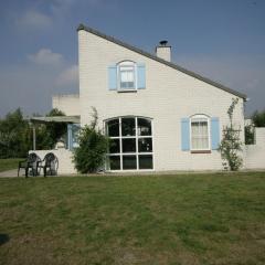Chalet in Texel by Dunes and Water