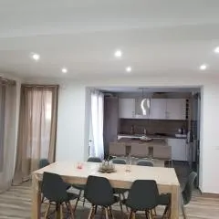 Appartement F4 à 8 min à pieds de la mer