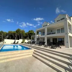 Villa Lovisa - 4 star villa with pool and amazing sea view