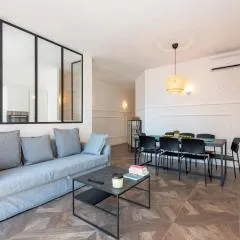 JOIVY Beautiful family flat with a Sea View