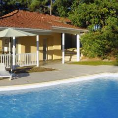 Villa with private pool near Aquitaine coast