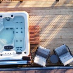 The Old Kettle Cabin with Hot Tub