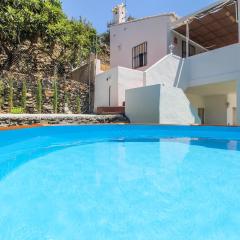 Amazing Home In Torrox With Kitchenette