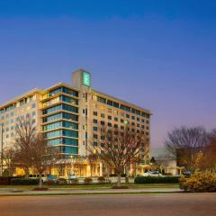 Embassy Suites by Hilton Hampton Convention Center