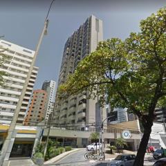 Flat à100m da Avenida Beira Mar