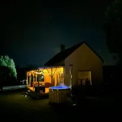 Baciki 61- domek przy lesie