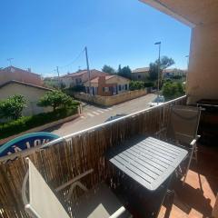 T2 à 200m de la plage avec balcon avec WIFI