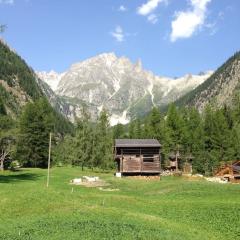 Chalet with style in the beautiful Val Ferret