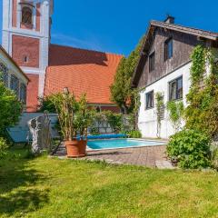 Awesome Apartment In Gottsdorf With Outdoor Swimming Pool