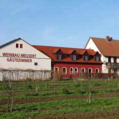 Weinbau & Pension – Familie Birgit und Bernhard Meusert