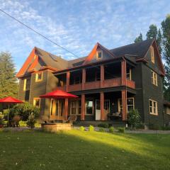 Historical Home, near wineries, weddings & shops