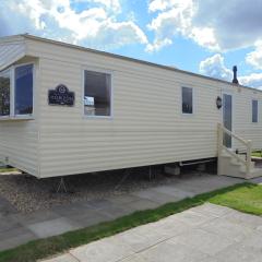 Kingfisher : Horizon II:- 8 Berth, Close to site entrance