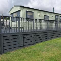 Lovely Caravan With Decking At Three Lochs Holiday Park In Scotland Ref 93064tl