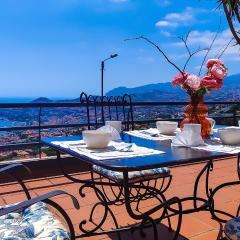 Casa Gina, with views to Funchal Bay