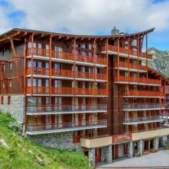 Modern apartment located in the extensive Paradiski ski area