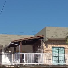 Ótimo sobrado prox da Praia Grande com ar condicionado