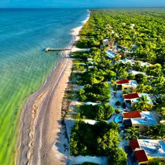 Playa Maya Condominos