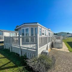 Lovely Caravan With Decking At Manor Park, Near Hunstanton Beach Ref 23034c