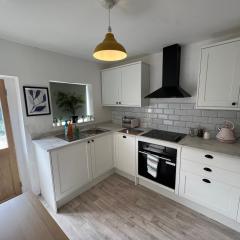 Littlehampton House - 4 bedroom house sleeps 8