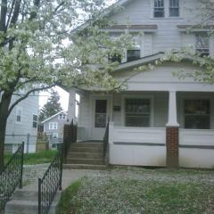 Quiet 3 bed with fenced yard