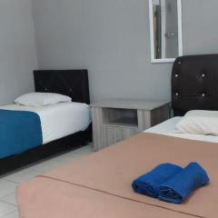Sobey Laris Roomstay IMAN GMB